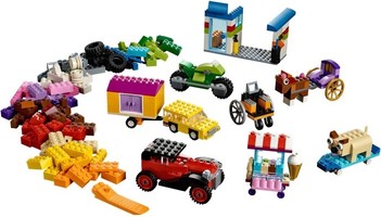 Набор LEGO 10715 Модели на колесах