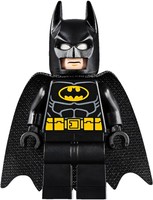 Набор LEGO Нападение Джокера на Бэтпещеру