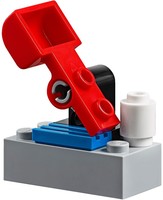 Набор LEGO Решающий бой Человека-паука против Скорпиона
