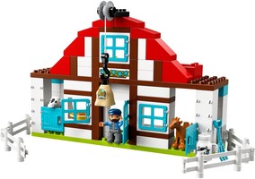 Набор LEGO День на ферме