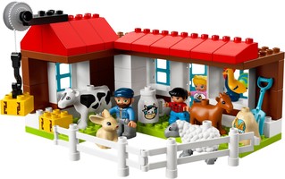 Набор LEGO День на ферме