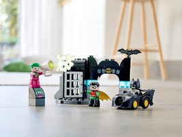 Набор LEGO Batcave
