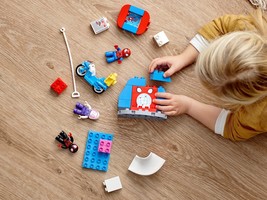 Набор LEGO Spider-Man Headquarters