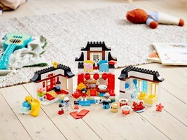 Набор LEGO Happy Childhood Moments