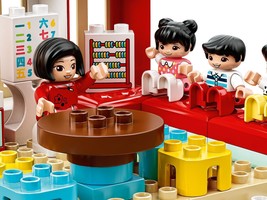 Набор LEGO Happy Childhood Moments