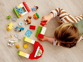 Набор LEGO Horse Stable and Pony Care