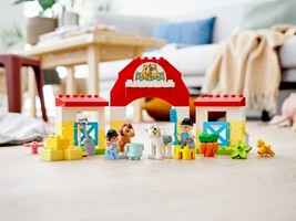 Набор LEGO Horse Stable and Pony Care