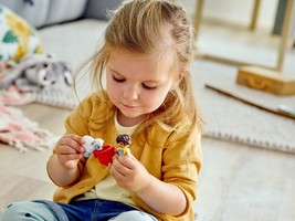 Набор LEGO Barn, Tractor & Farm Animal Care