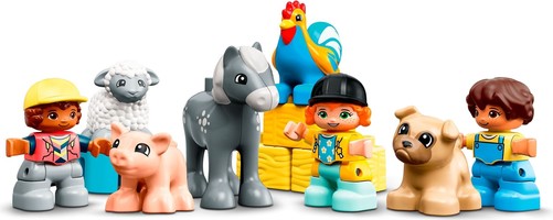 Набор LEGO Barn, Tractor & Farm Animal Care
