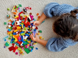 Набор LEGO Прозрачные кубики для творчества
