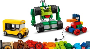 Набор LEGO Bricks and Wheels