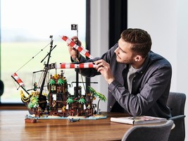 Набор LEGO Pirates of Barracuda Bay