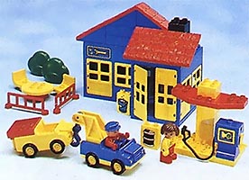 Набор LEGO 2657 Автозаправка