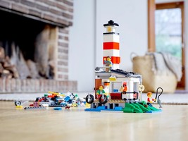 Набор LEGO Caravan Family Holiday