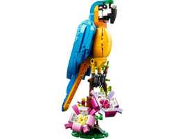 Набор LEGO 31136 Экзотический попугай