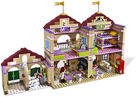 Набор LEGO Летний лагерь для наездников 