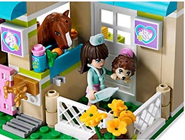 Набор LEGO Ветклиника в Хартлейке 