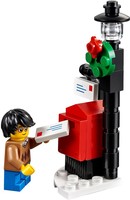 Набор LEGO Christmas Town Square
