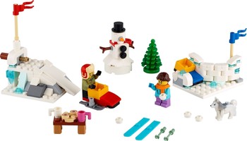 Набор LEGO 40424 Winter Snowball Fight