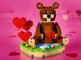 Набор LEGO Valentine's Brown Bear