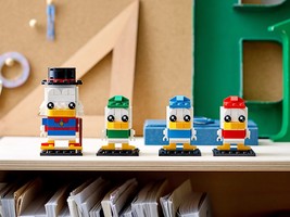 Набор LEGO Scrooge McDuck, Huey, Dewey & Louie