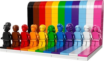 Набор LEGO Everyone Is Awesome