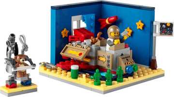 Набор LEGO 40533 Космические картонные приключения