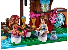 Набор LEGO Дерево эльфов