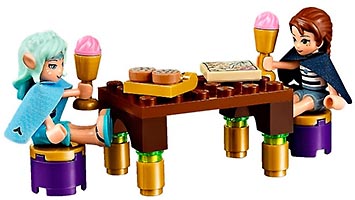 Набор LEGO Небесный замок Скайры