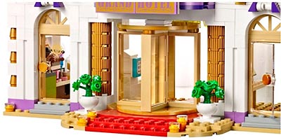 Набор LEGO Гранд-отель
