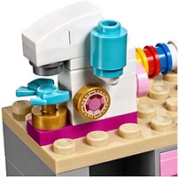 Набор LEGO Творческая мастерская Эммы
