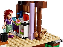 Набор LEGO Спортивный лагерь: дом на дереве