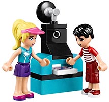 Набор LEGO Парк развлечений: фургон с хот-догами