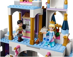 Набор LEGO Волшебный замок Золушки