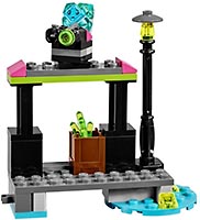 Набор LEGO Фабрика Криптомитов Лены Лютор