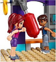 Набор LEGO Спортивный центр