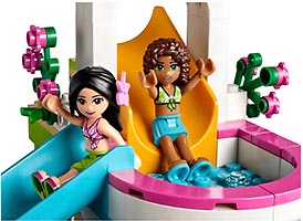 Набор LEGO Летний бассейн в Хартлейк-сити