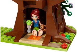 Набор LEGO Домик Мии на дереве