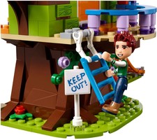 Набор LEGO Домик Мии на дереве