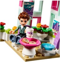 Набор LEGO Арт-кафе Эммы