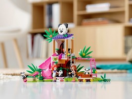 Набор LEGO Panda Jungle Tree House