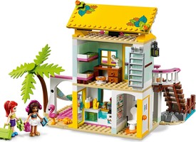 Набор LEGO Beach House with Pedal Boat