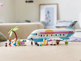 Набор LEGO Heartlake City Airplane