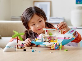 Набор LEGO Heartlake City Airplane
