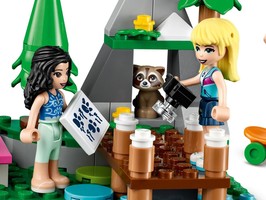 Набор LEGO Forest Camper Van and Sailboat