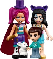Набор LEGO Magical Funfair Stalls