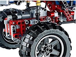 Набор LEGO Внедорожник 4x4 Эксклюзивное издание