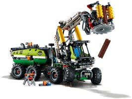 Набор LEGO Лесозаготовительная машина