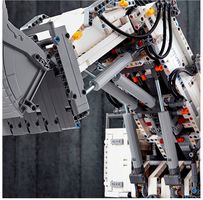 Набор LEGO Liebherr R9800 Excavator