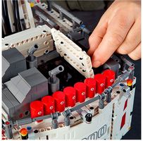 Набор LEGO Liebherr R9800 Excavator